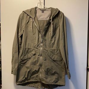 LONG EDDIE BAUER RAIN JACKET (size S)